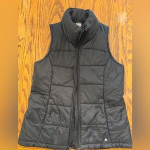 Calia “Carrie Underwood” Black Athletic Puffer Vest Size M